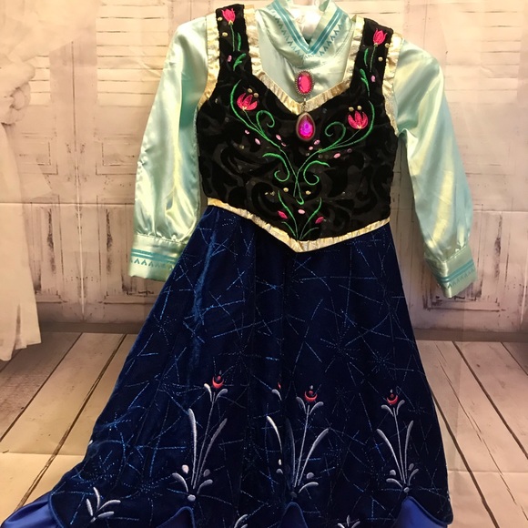 Disney Limited edition Anna dress full set - Picture 8 of 16